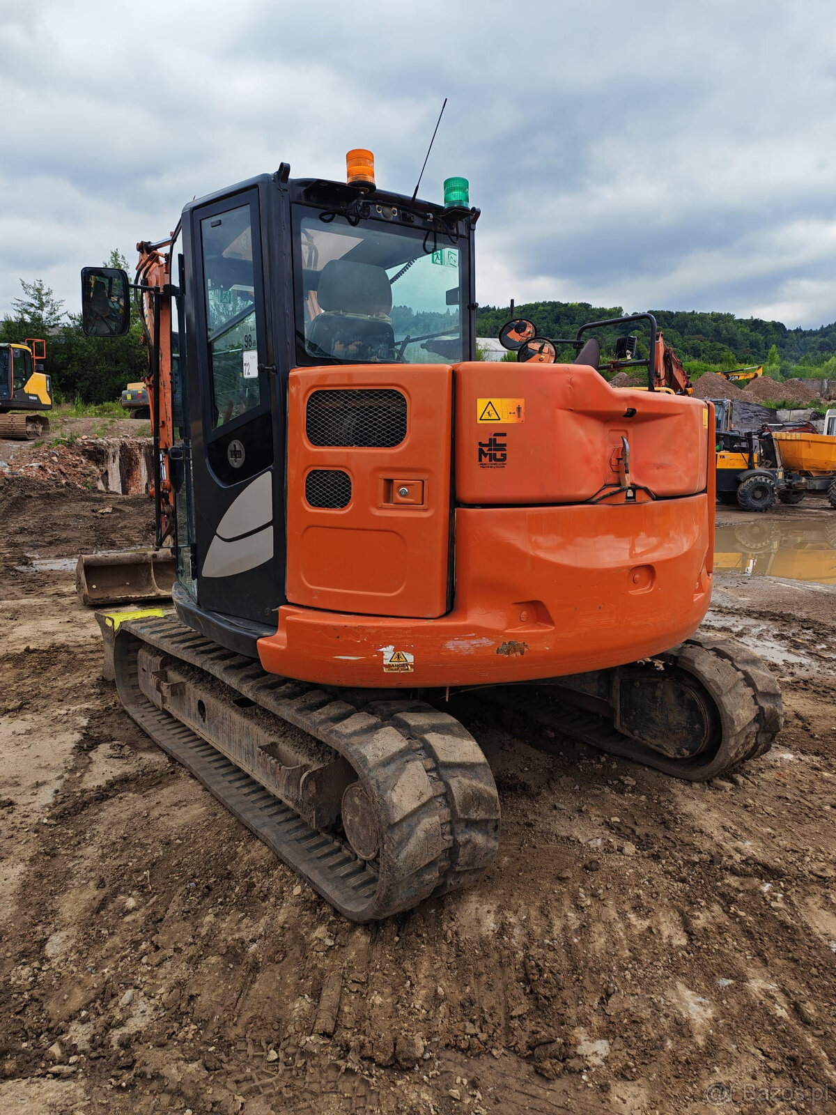 Koparka gąsienicowa HITACHI 85 2021 ROK - 3