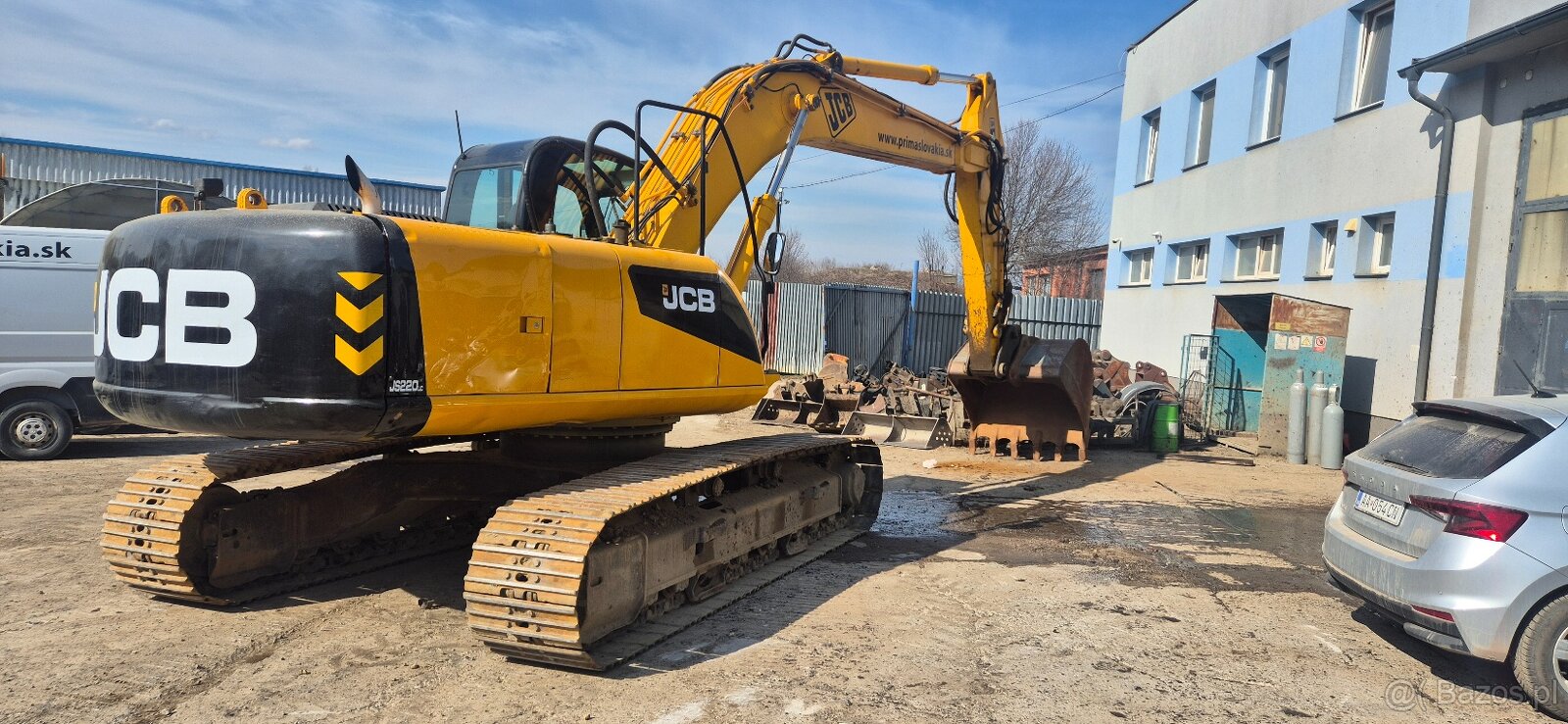 sprzedam koparka JCB 220 LC - 3