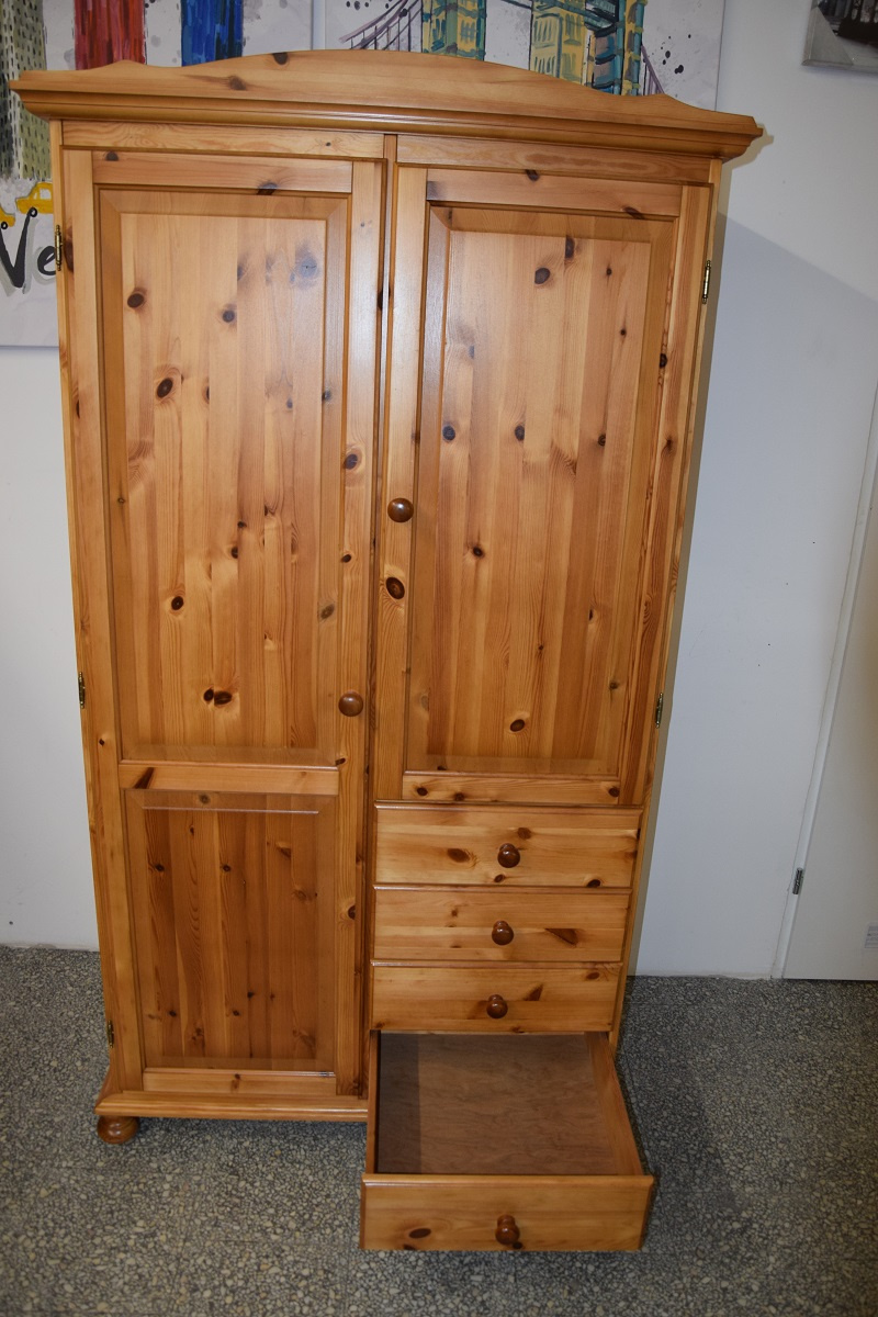 szafa z drewna sosnowego - jak nowa - 3