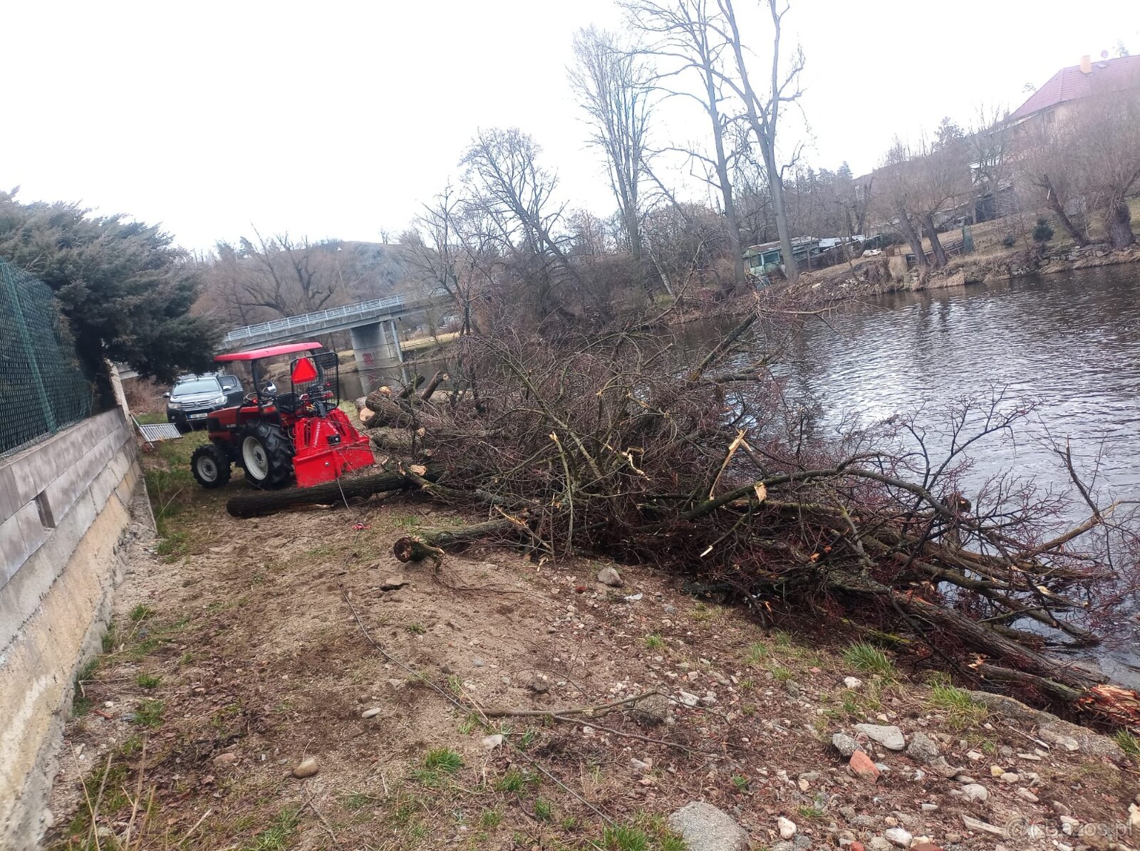 wciągarka 4,2 t zdalne sterowanie - 3