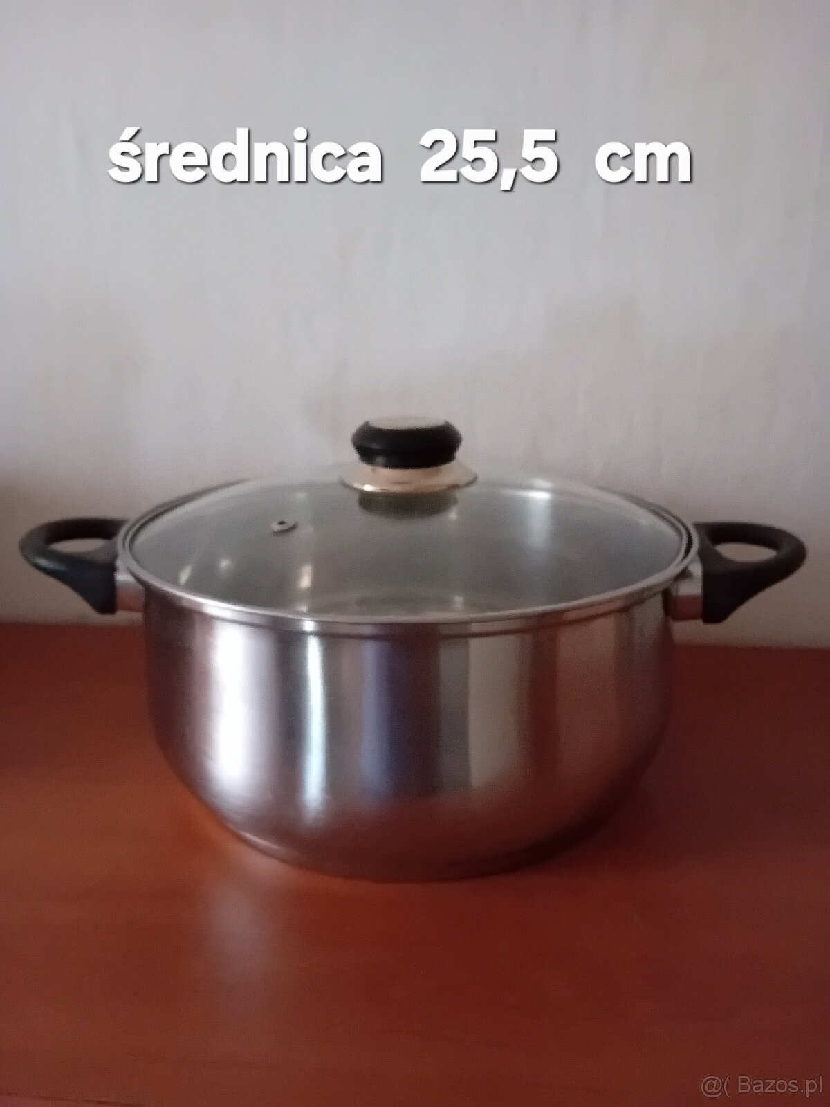 Zestaw różnych garnków I patelnia - 3