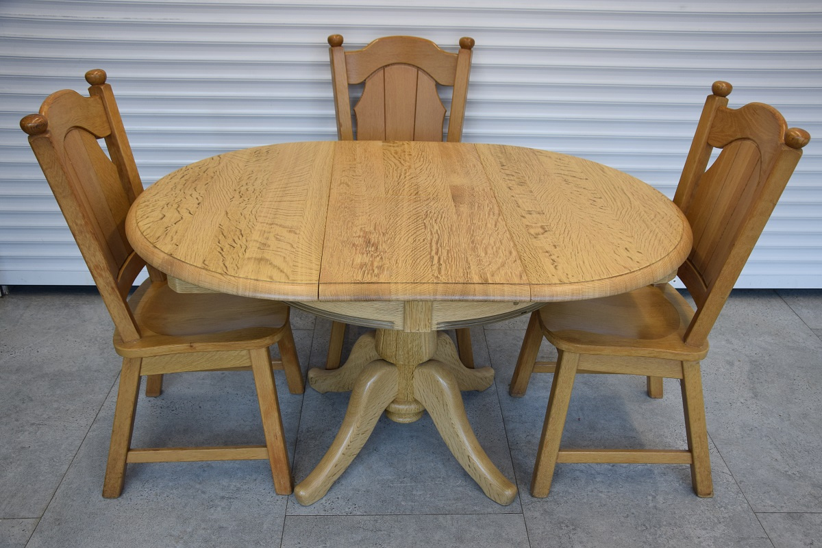 stół rozkładany i 4 krzesła - cały komplet z drewna dębowego - 3