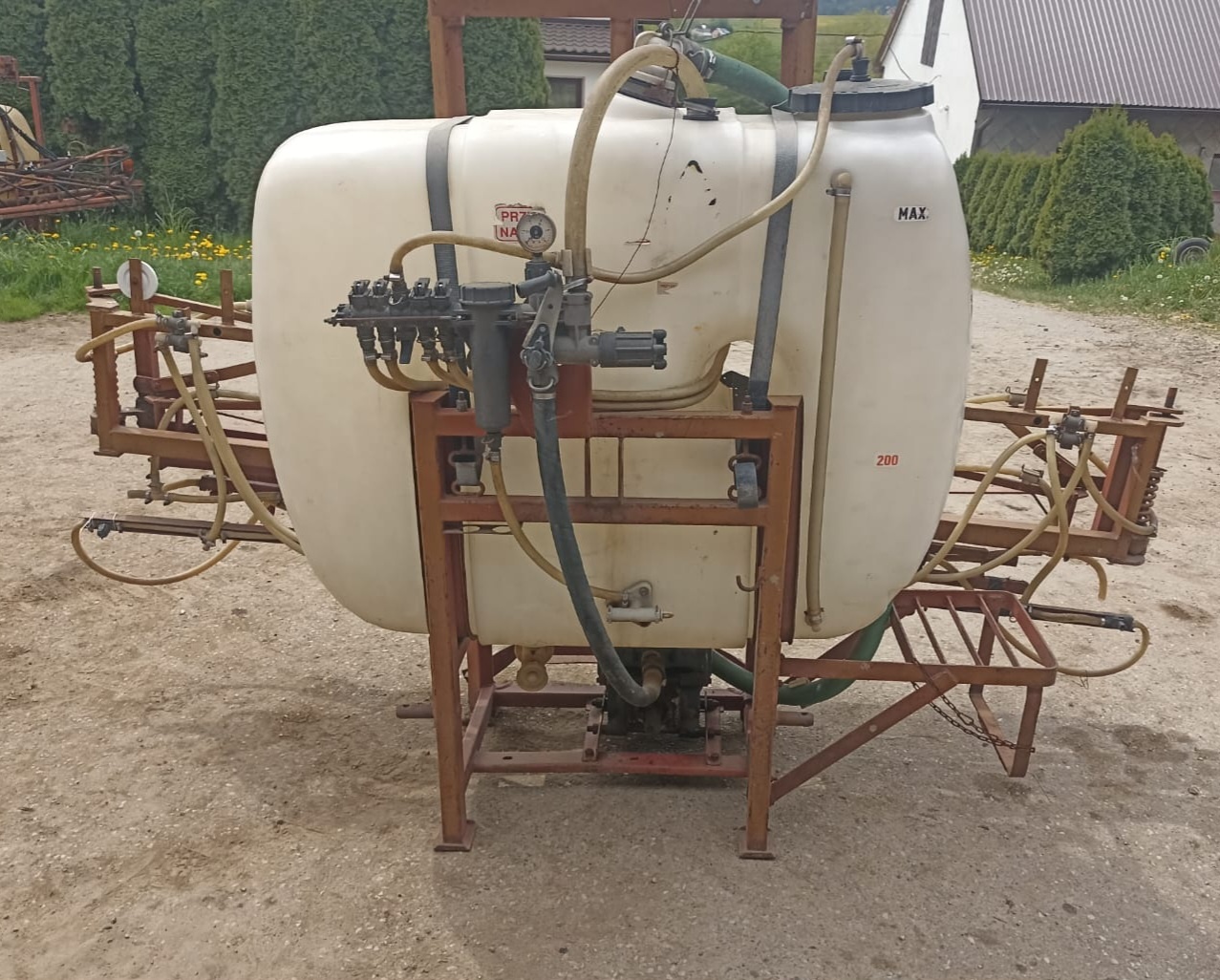 Opryskiwacz zawieszany Pilmet 412 LM - 3