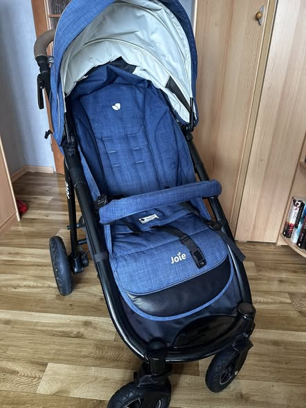 Sprzedam wózek spacerowy Joie - 3
