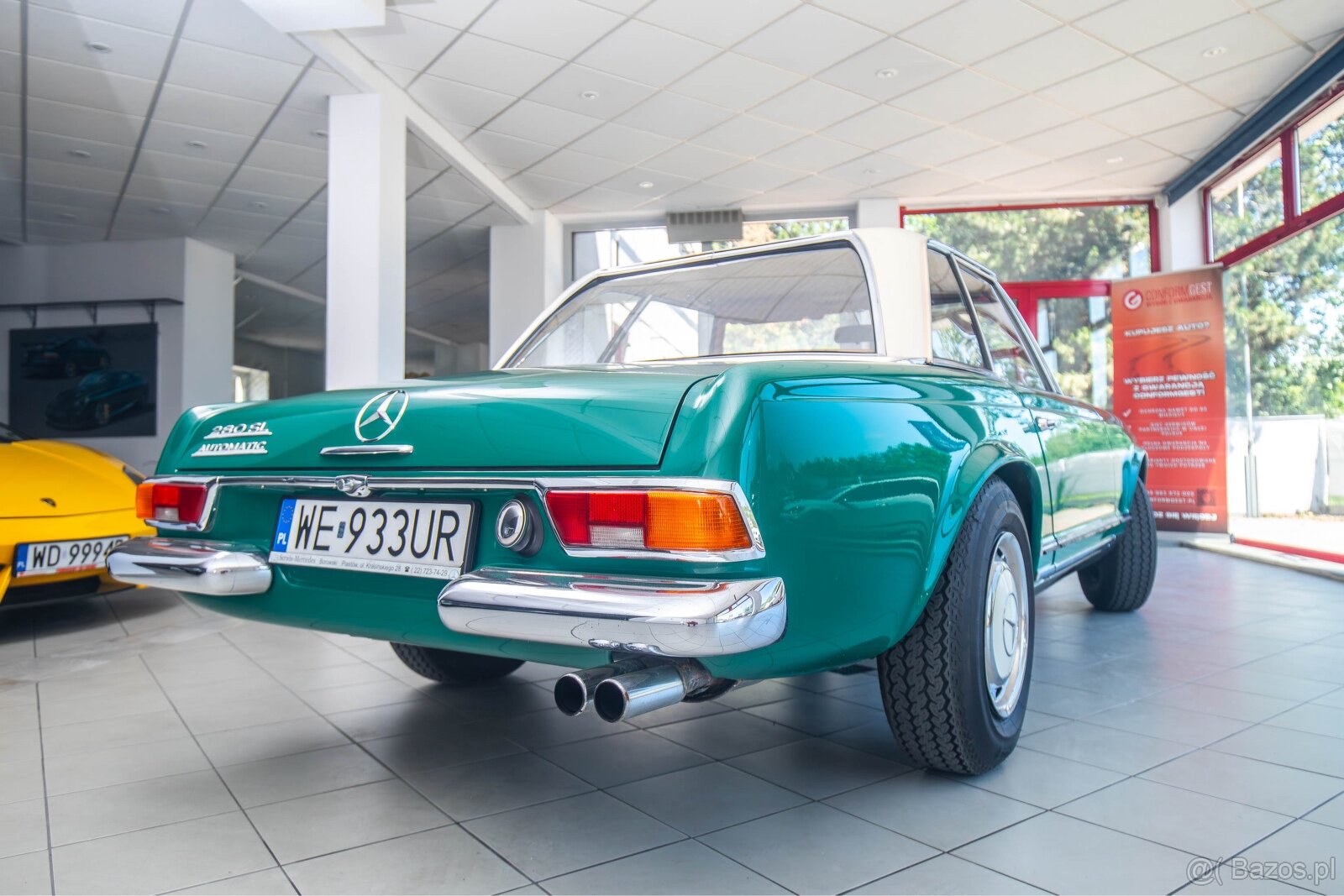 Mercedes Benz W113 280SL Pagoda - 3