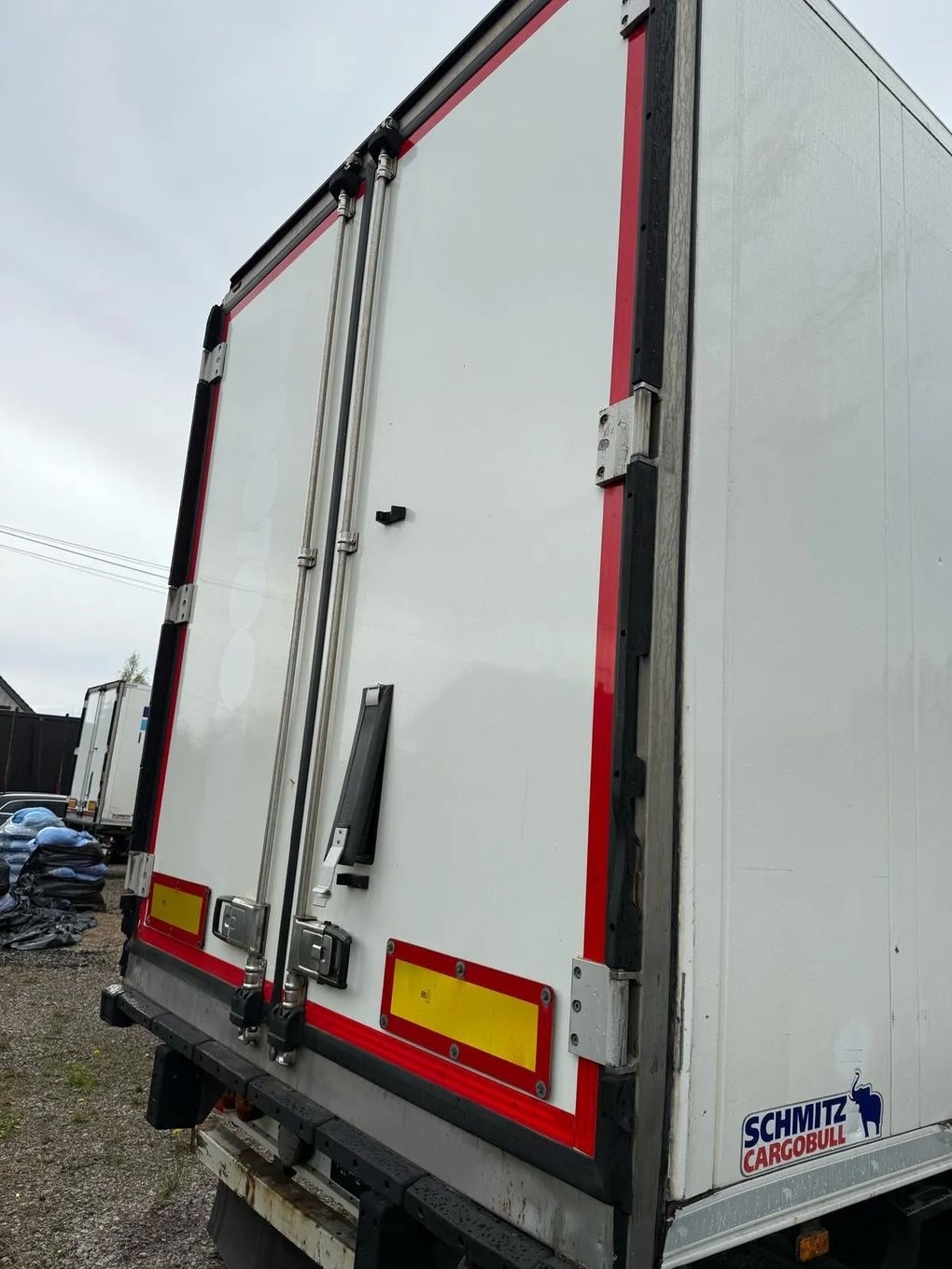 Naczepa Schmitz Carobull chłodnia - 3