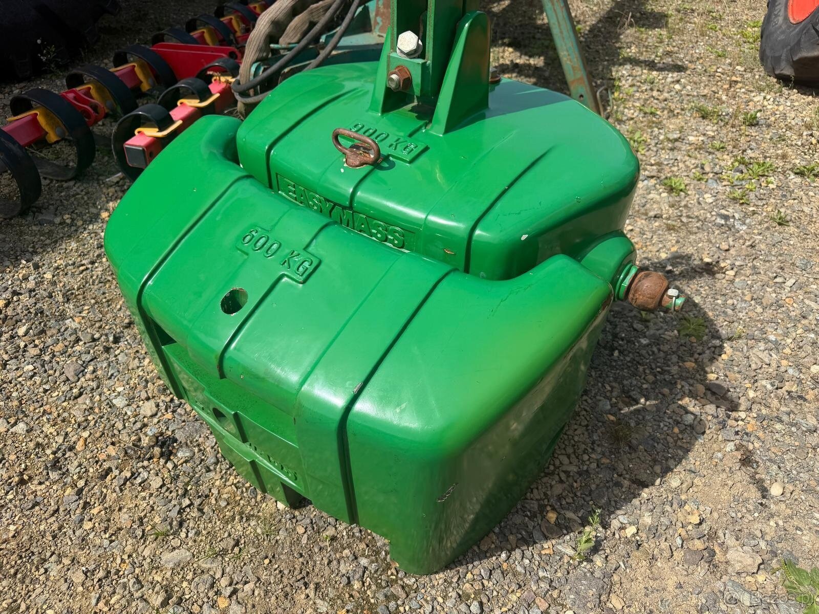 Ciężarek John Deere 900+600=1500 kg. Cena ciężarek 10000 zł. - 3