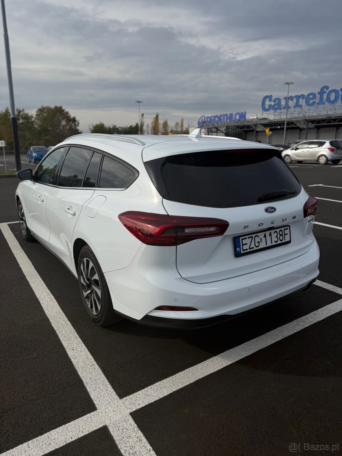 Sprzedam Ford Focus samochód jest bardzo dobrym stanie - 3