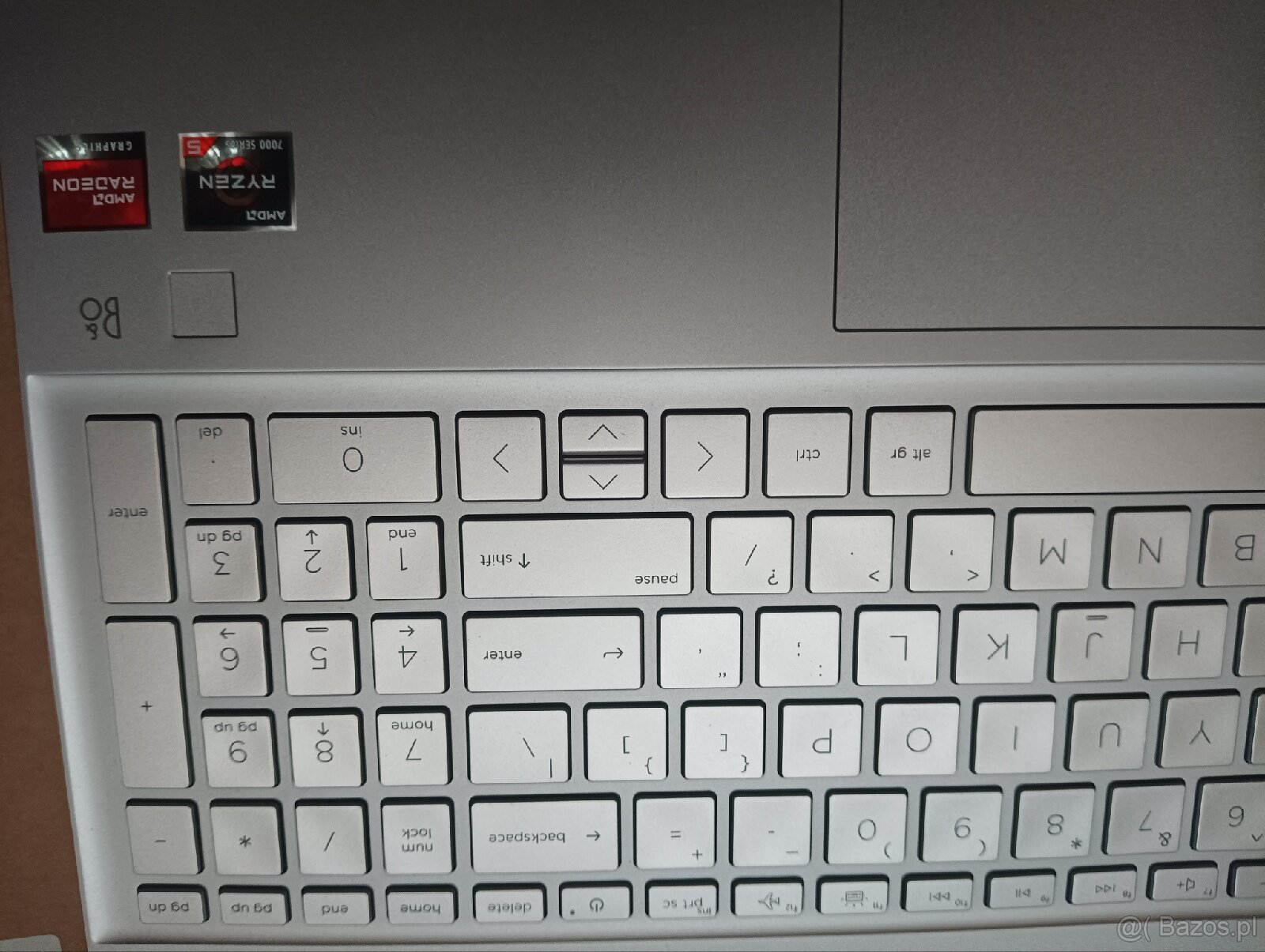 Sprzedam Laptop hp pavilion Windows 11 Home pamięć RAM 16 - 3