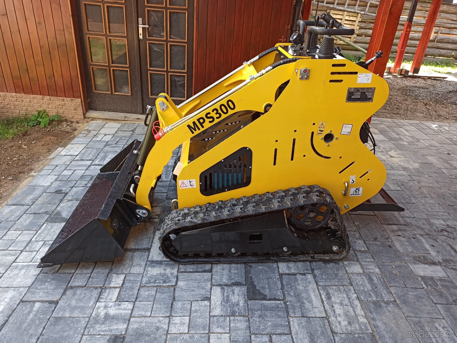 Nowa miniładowarka Machpro MP-S300 - 3