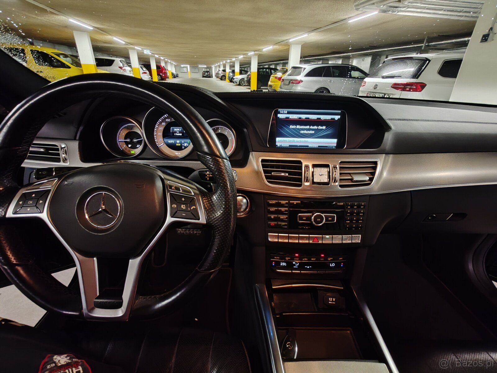 Mercedes Benz E 500, V8 Biturbo - 3