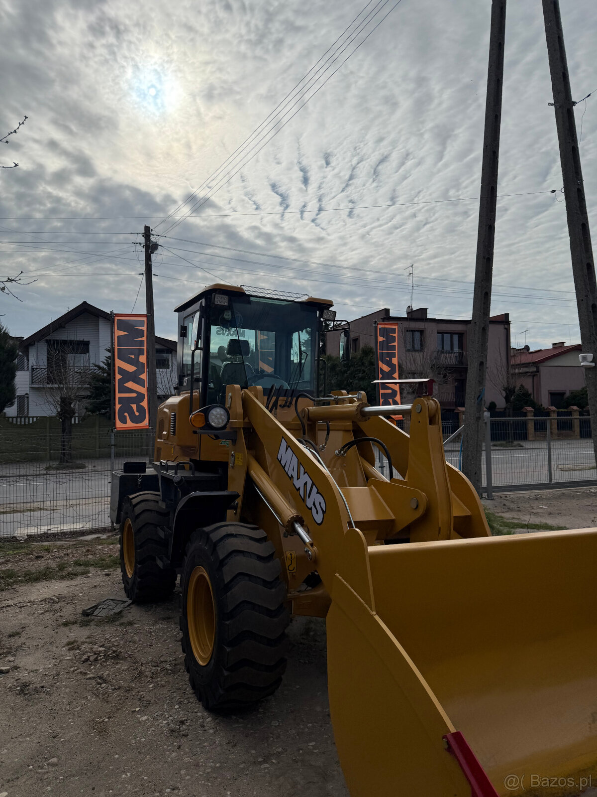 Refundacja 50% MAXUS Ładowarka Kołowa 2500kg - 3