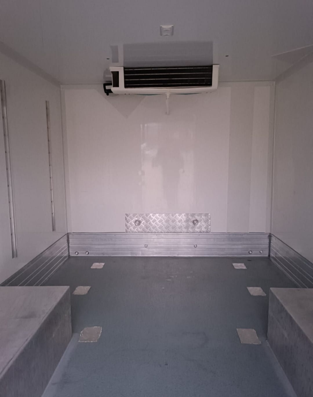 Przyczepa chłodnicza / Chłodnia Mobilna - 3