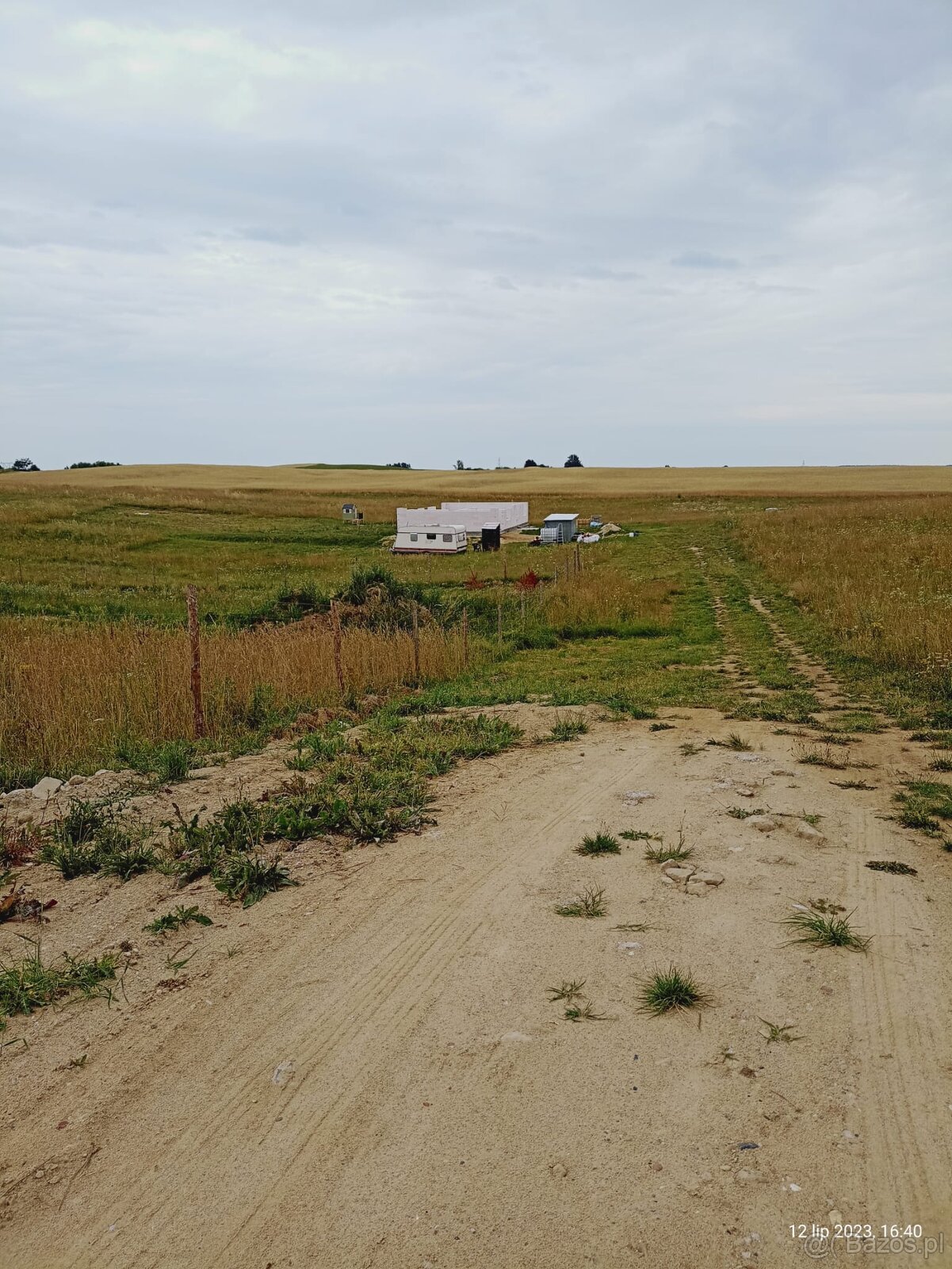 Sprzedam działkę z zabudowa domu - 3