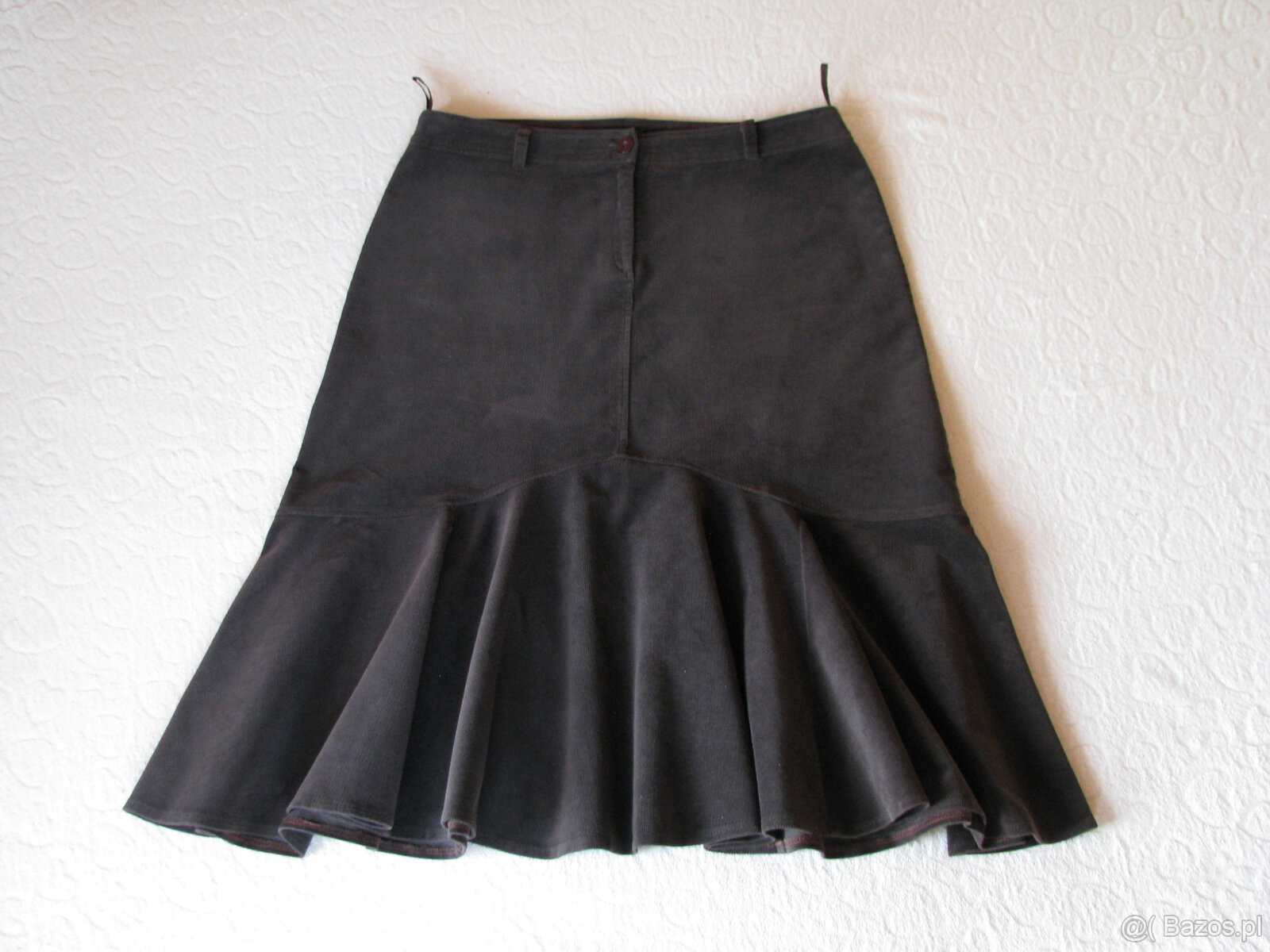 Sztruksowa spódnica z kloszem, kloszowana, brąz, rozm. 44 - 3