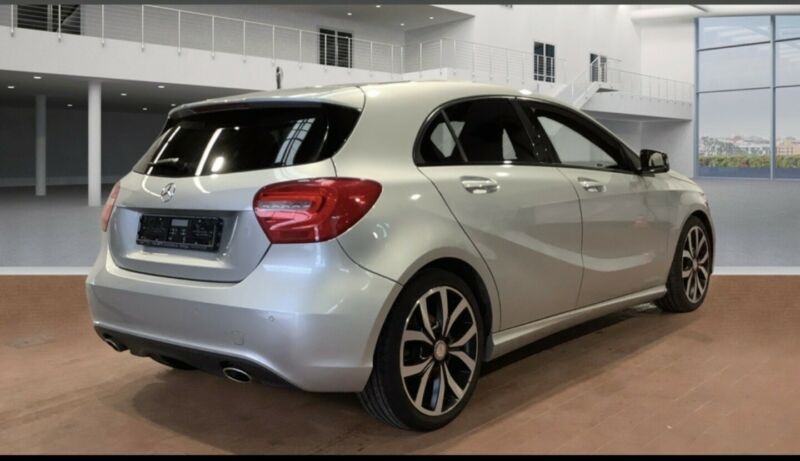 Mercedes-Benz A -Klasse A 180 CDI Aut BlueEfficiency XenNavi - 3