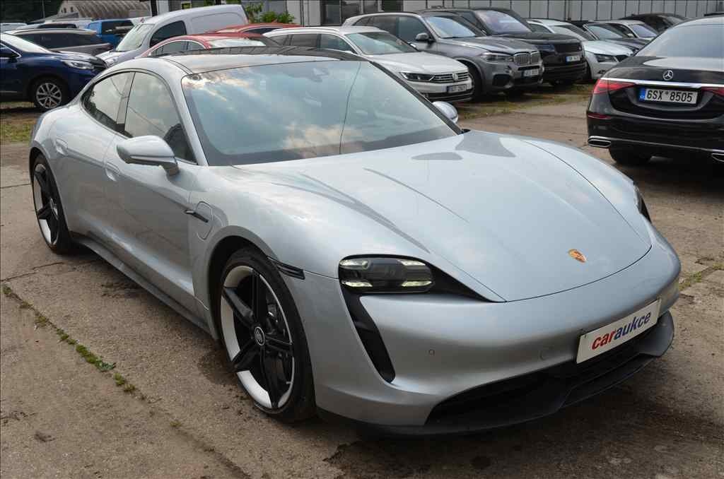 Porsche Taycan 4S - 3