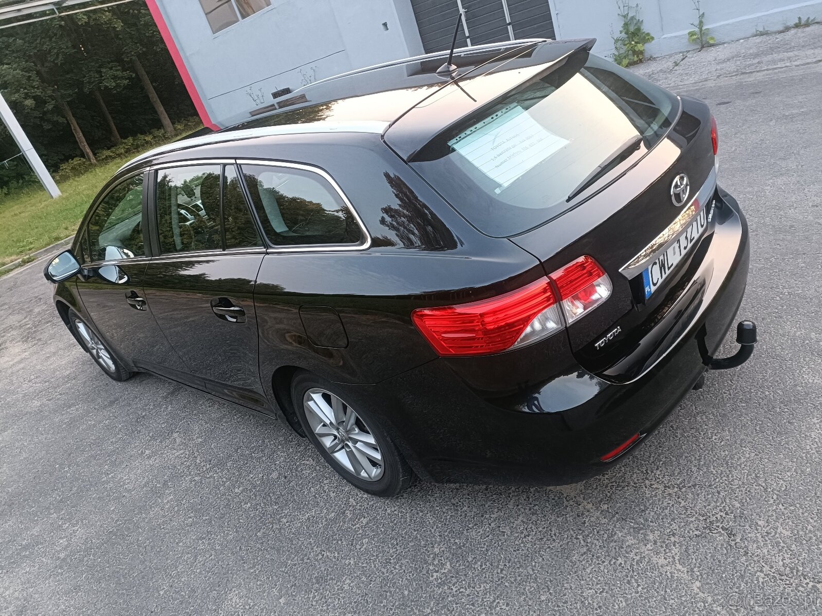 Toyota Avensis 1.6 benzyna gaz 2013 - 3