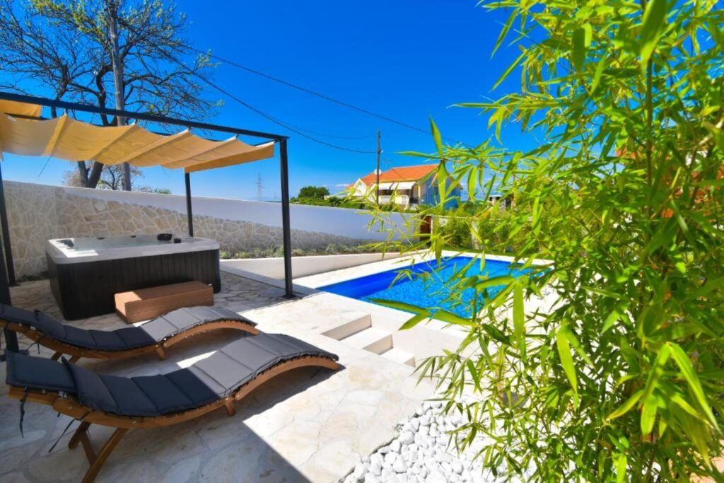 Chorwacja-Piękny dom z dużym ogrodem, basenem, sauną - 3