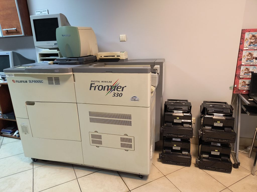 Sprzedam cały Zakład Fotograficzny lub wyposarzenie TANIO - 3