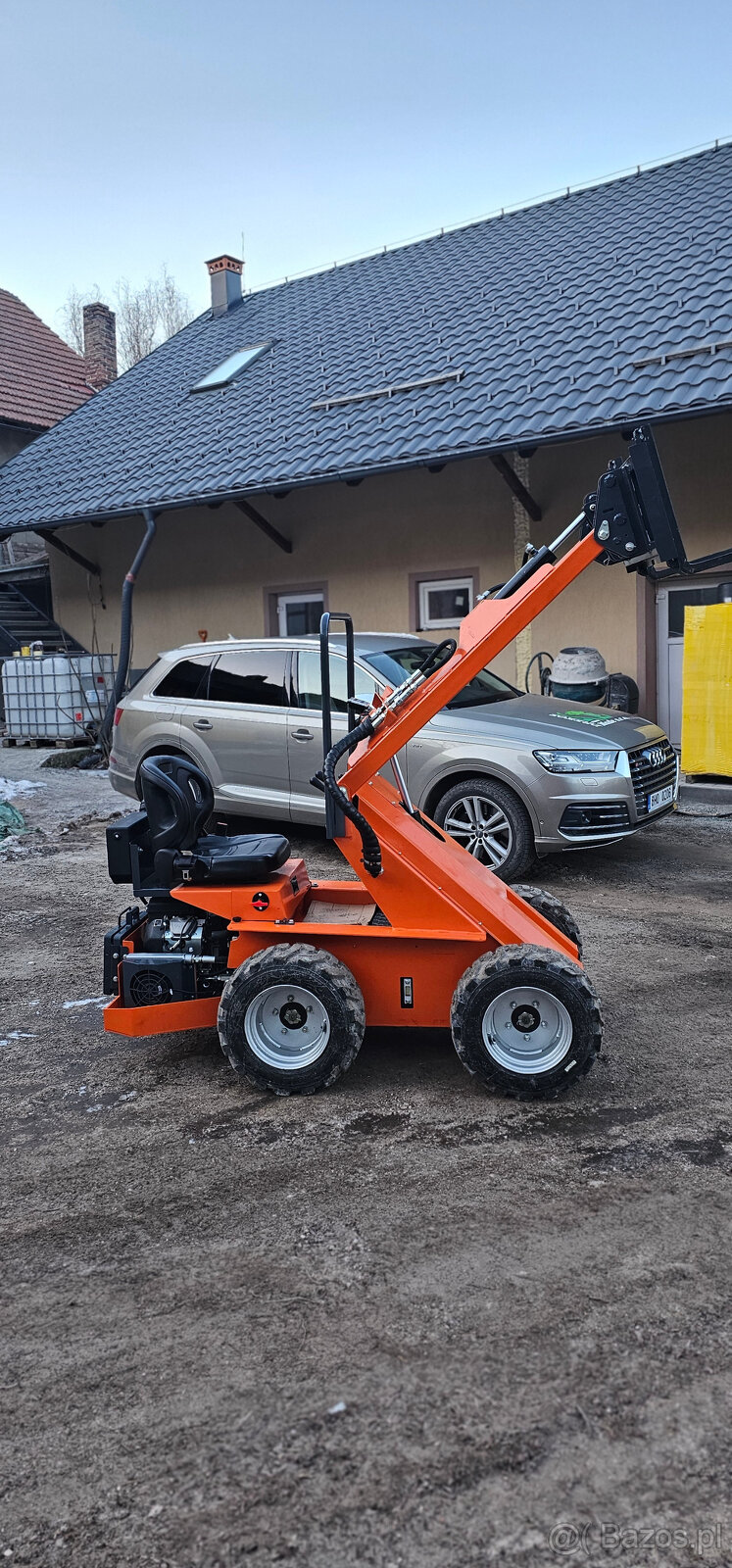 Sprzedam mini ładowarkę ręczną RL500 - 3