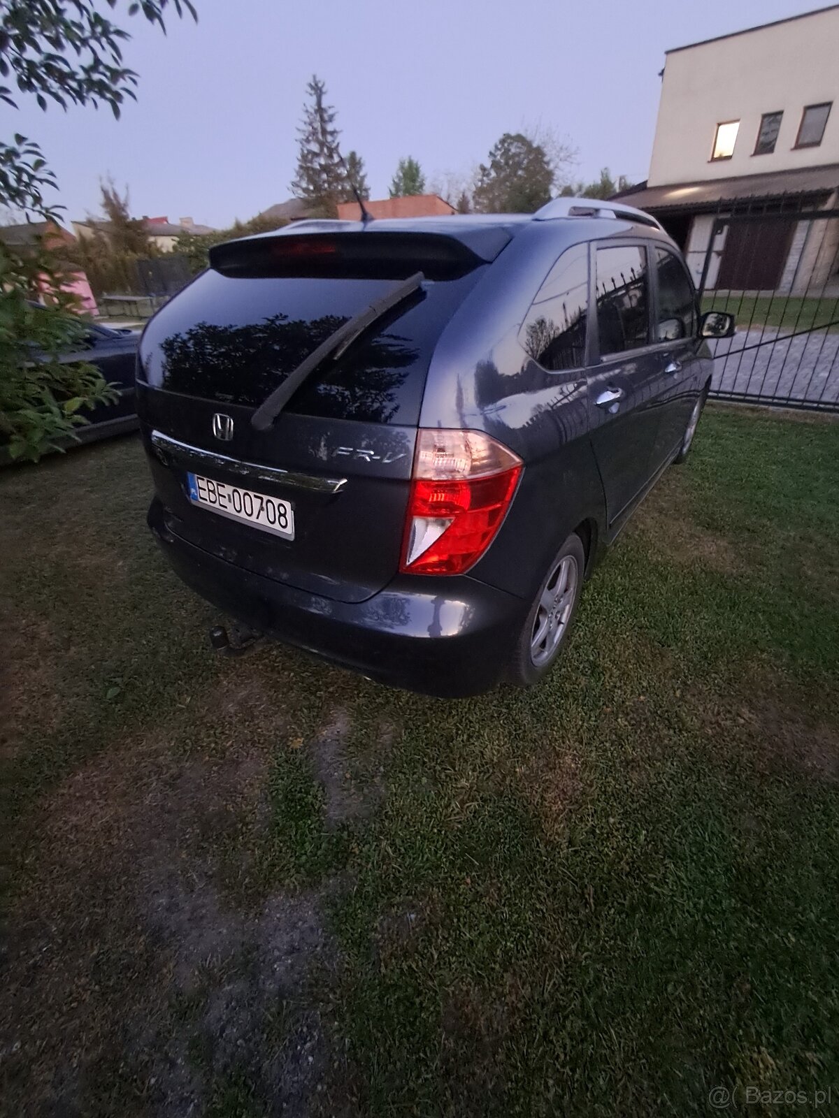 Honda Frv 1.8 lpg 2008 6 osób - 3