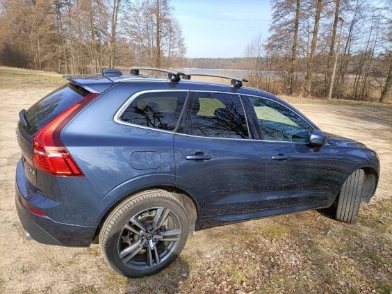Sprzedam Volvo XC60 T5 AWD 4x4 Momentum - 3