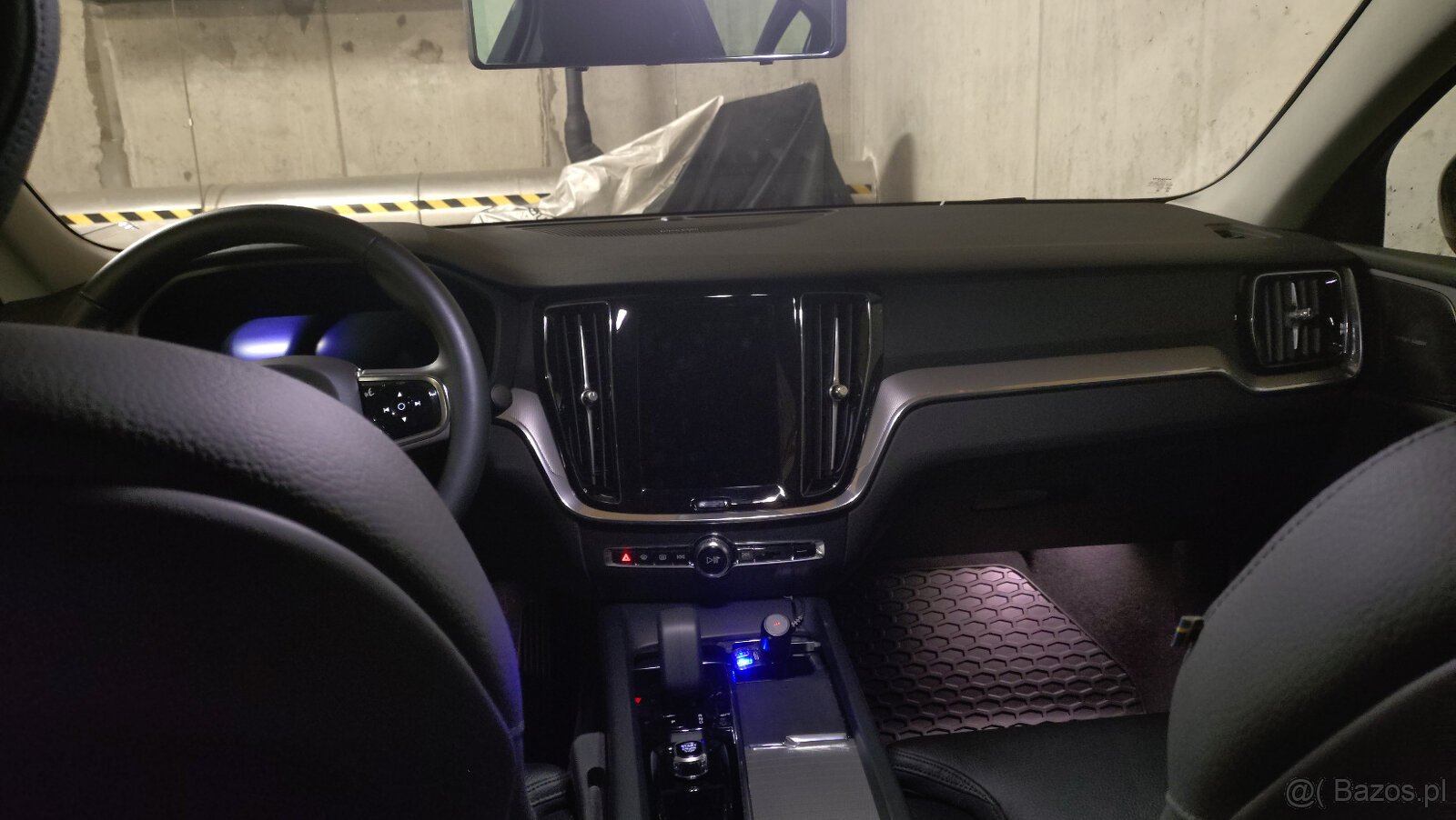 Sprzedam volvo S 60 B5 Mild Hybrid Rok 2024 - 3