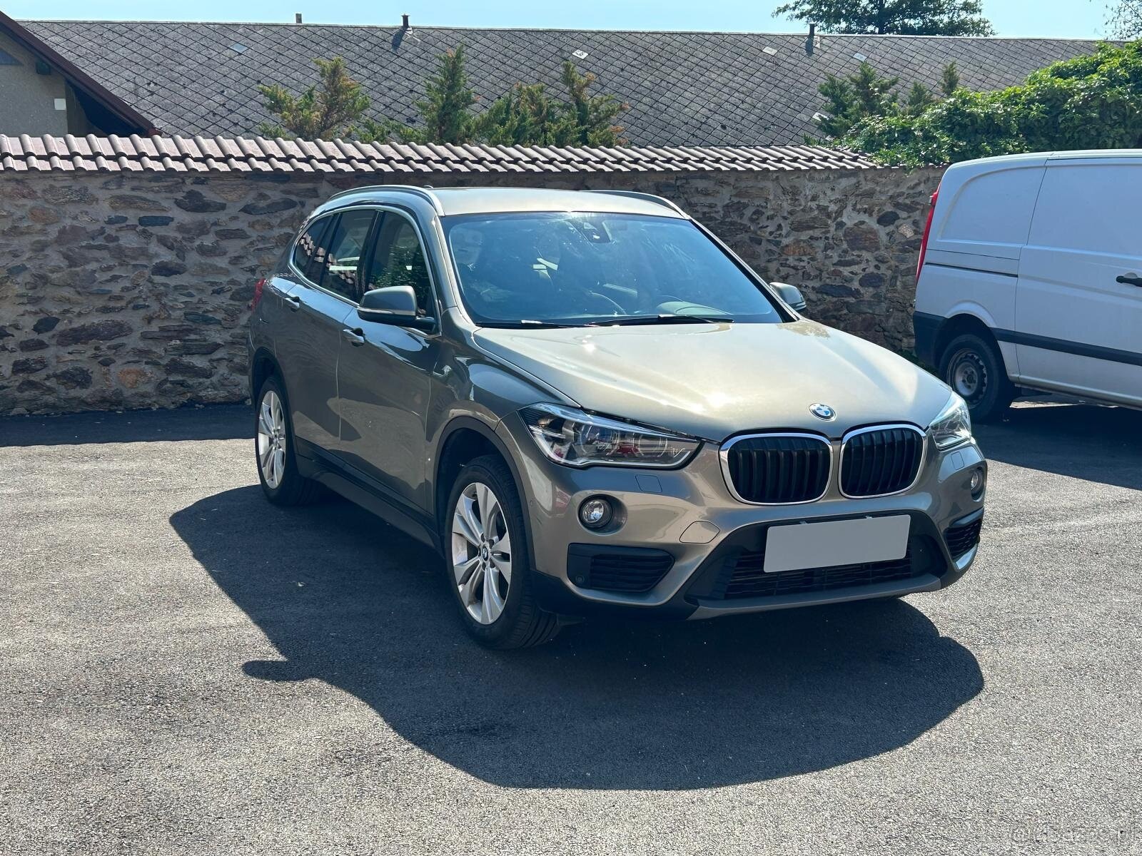 BMW X1 2.0D, XDrive 18d automat 4x4 - 3