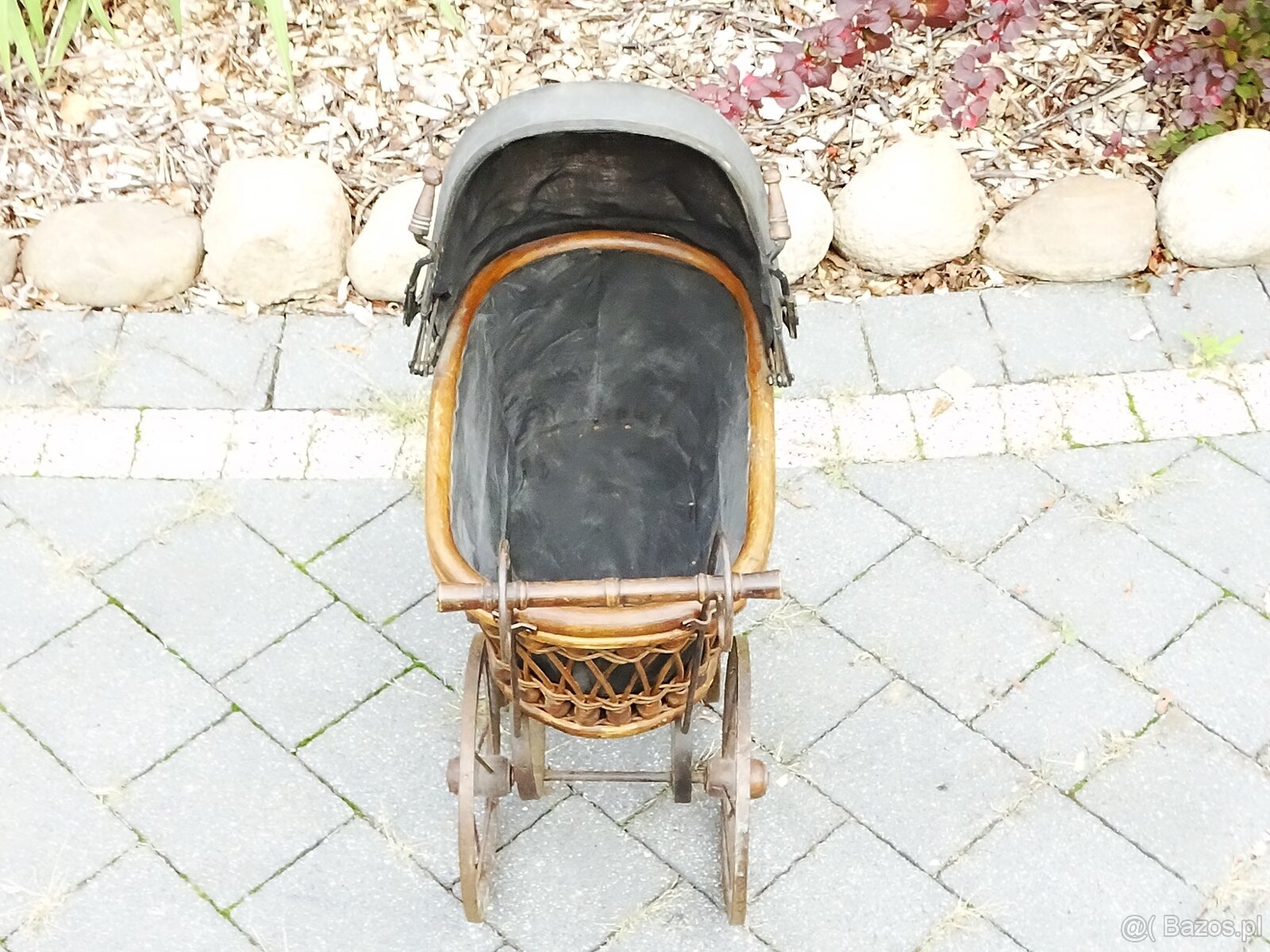 Ozdobny dekoracyjny wózek dziecięcy typu retro 60x50 cm. - 3