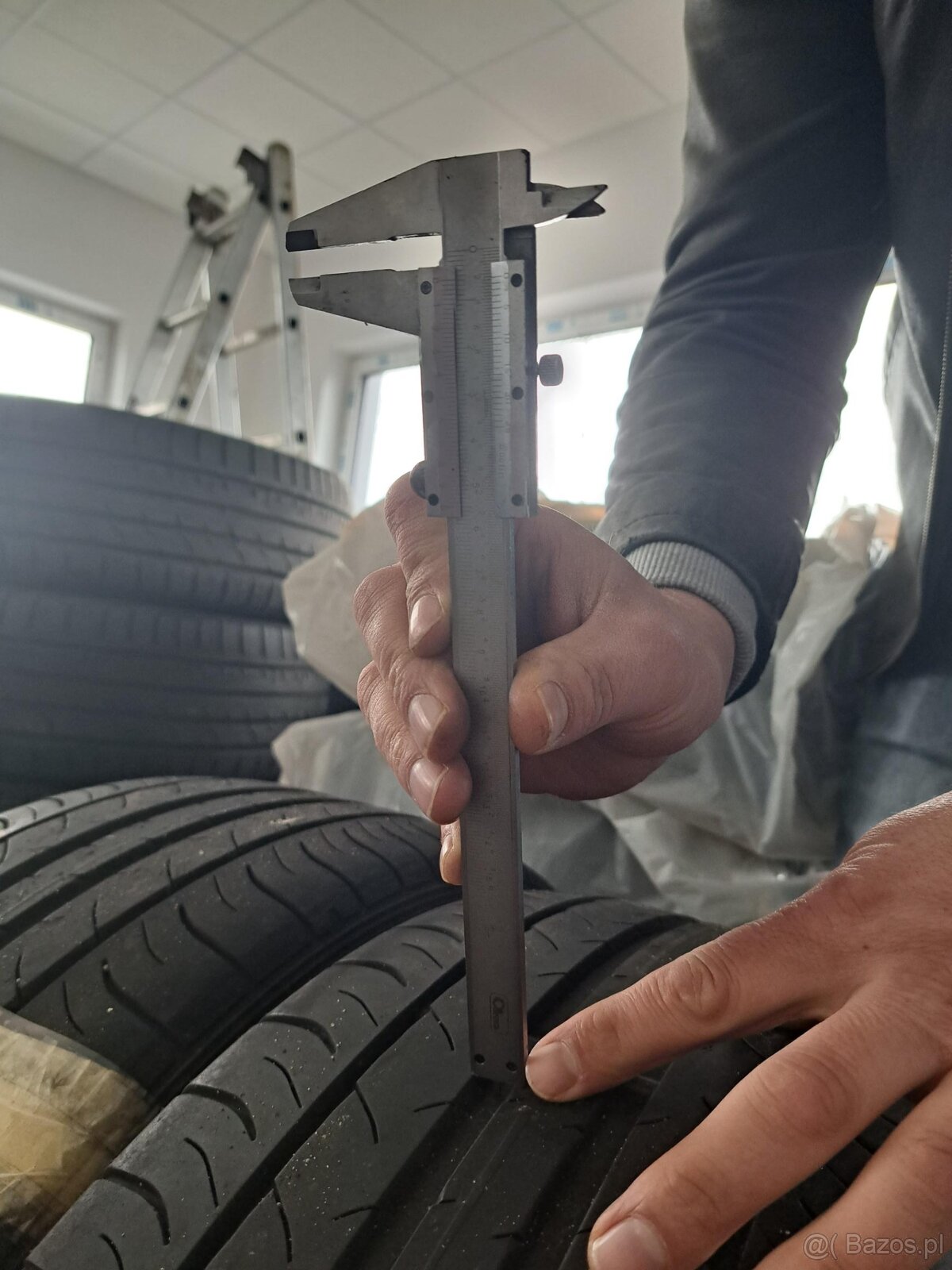 Opony letnie Opony Dunlop 235/45/R18 94Y SP Sport Maxx 050 - 3