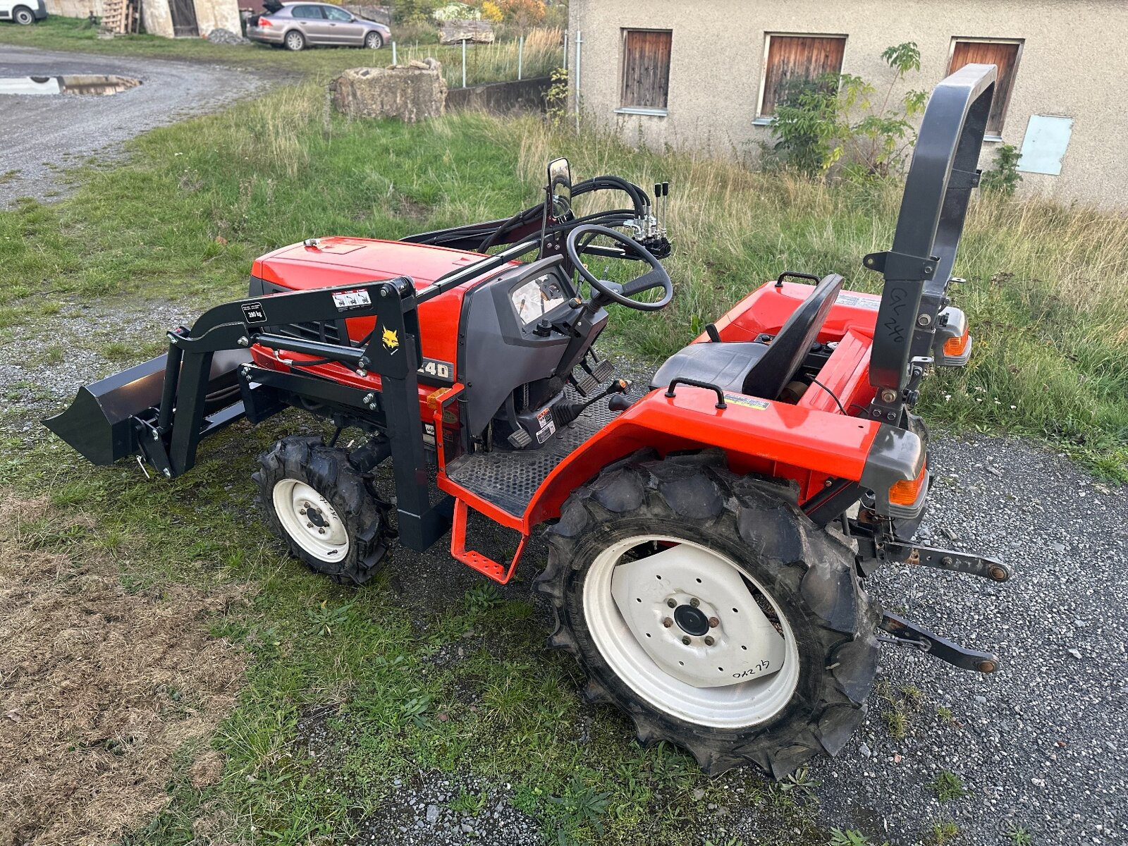 KUBOTA GL240 z ładowarka - 3