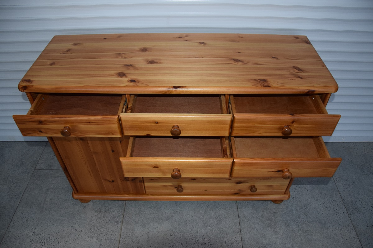 komoda z drewna sosnowego - jak nowa - 3