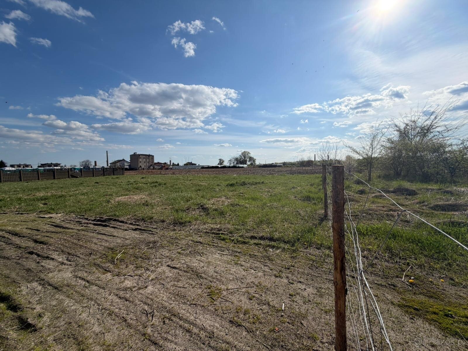 Działka budowlana o pow. 1701m2, Wojciechówka - 3