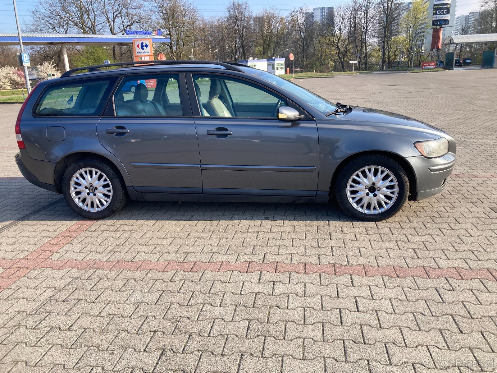 V 50 Bardzo Dobrze Wyposażony - 3