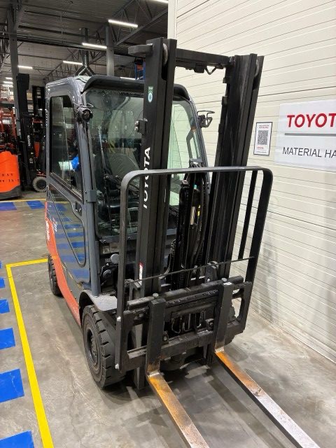 TOYOTA 02-8FGF15 | 2022 r. | 5900 MTH - 3