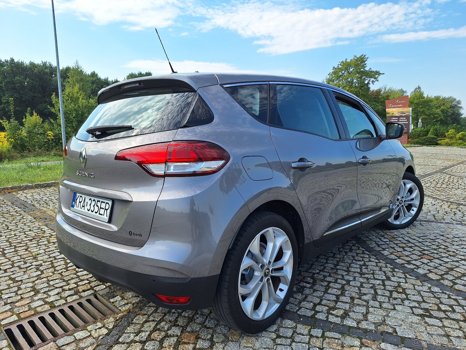 Renault Scenic 1,7dci 120KMKeyless-GoLedKameraNavi - 3