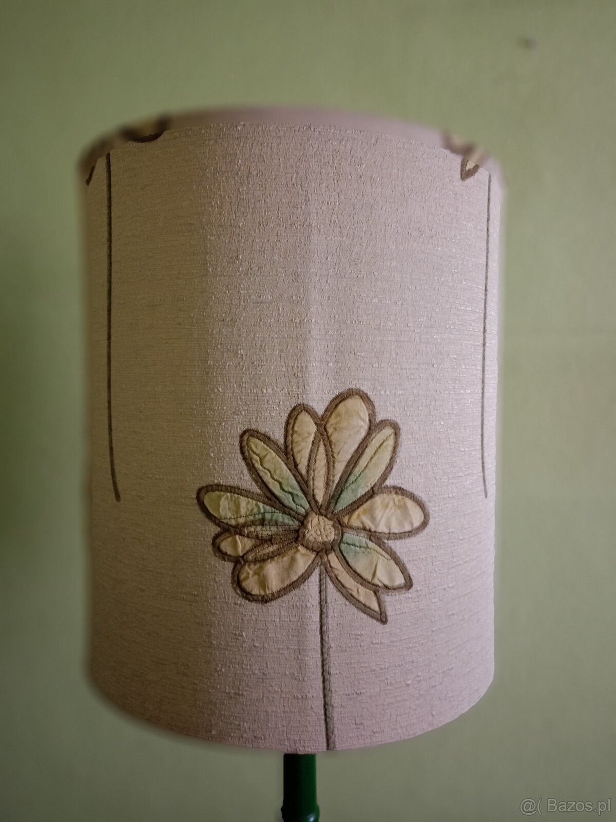 Lampa podłogowa w stylu vintage z wbudowanym stolikiem i aba - 3
