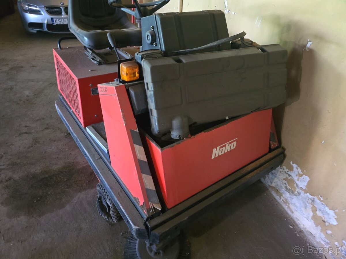 Odkurzacz zamiatarka HAKO - 3