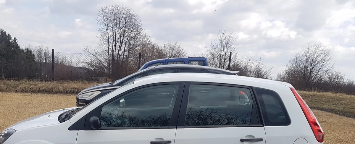 Sprzedam samochód ford fiesta mk 6 - 3