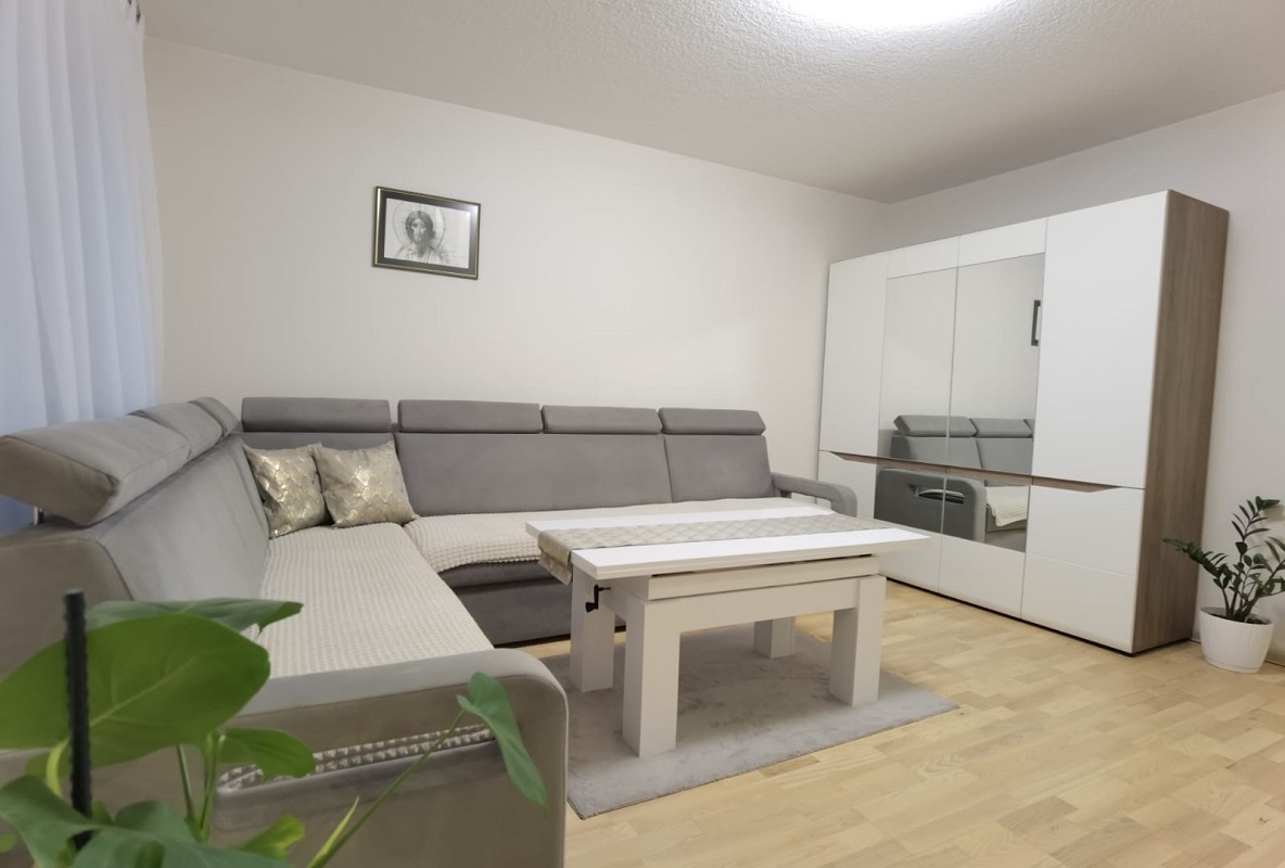 Dom wolnostojący po remoncie, Skalmierzyce,160 m² - 3