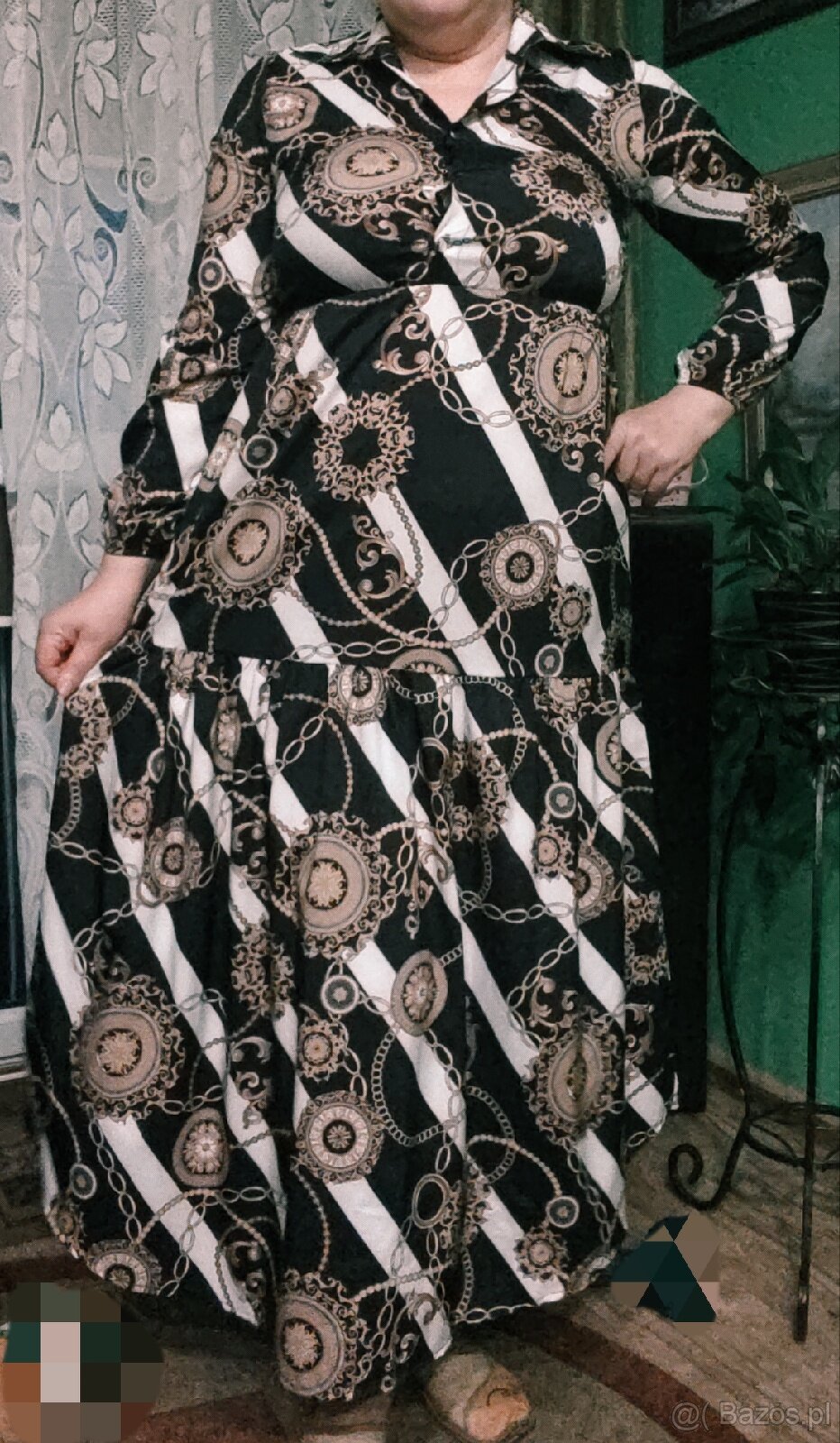 Długa luźna sukienka. Góra zapinana na guziki - 3