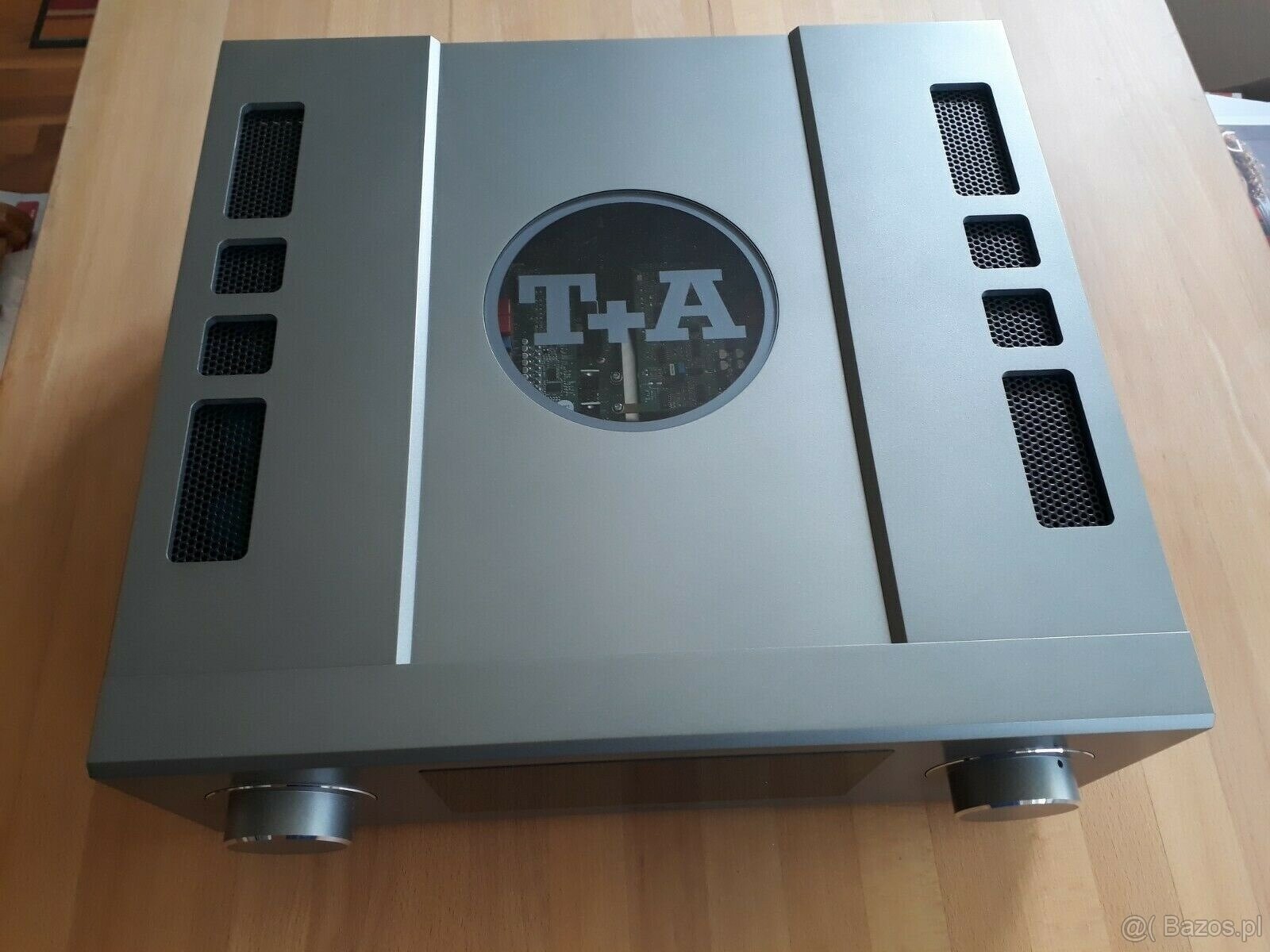 T+A P 3000 HV Titan - (Price: 3000 EUR) - 3