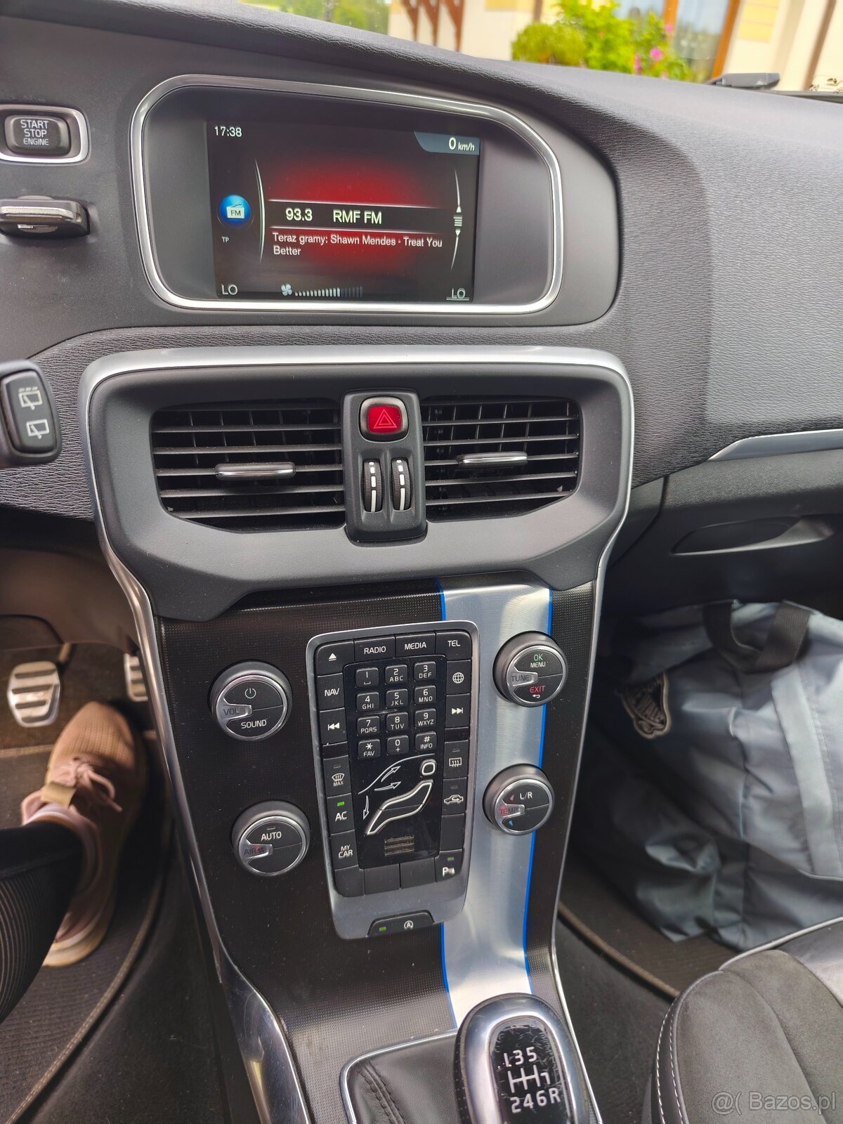 Volvo V40 rok 2014 - 3