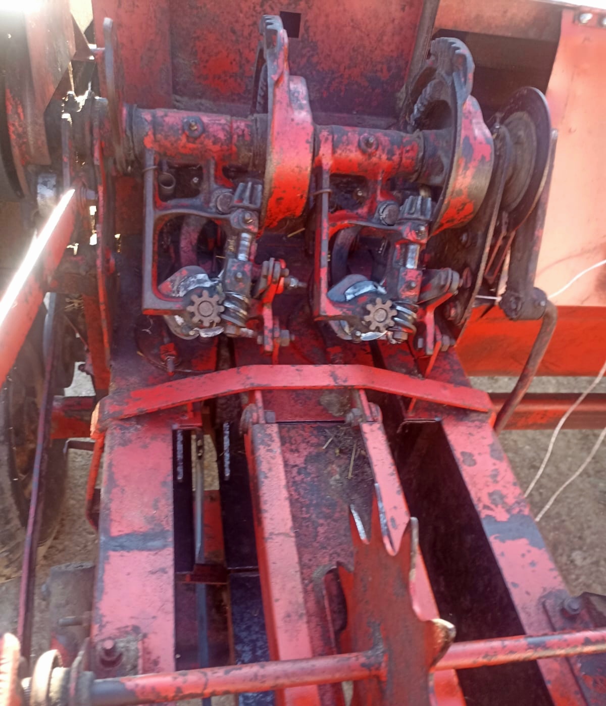 Prasa kostkująca New Holland Super 65 - 3