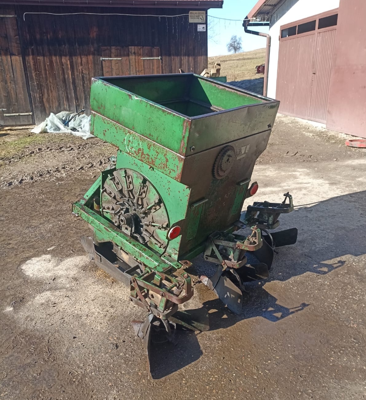 Sadzarka do ziemniaków dwurzędowa czeska Agrozet z nadstawką - 3