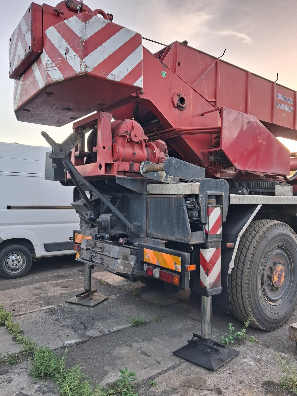 Żuraw samojezdny BUMAR DUT 0502 S (50t) – w pełni sprawny - 3