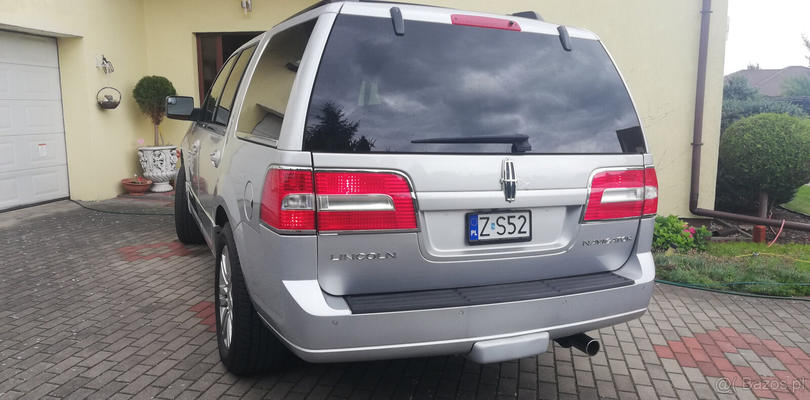 Lincoln Navigator 5,4 l, 4x4, 2012r. automat - 3