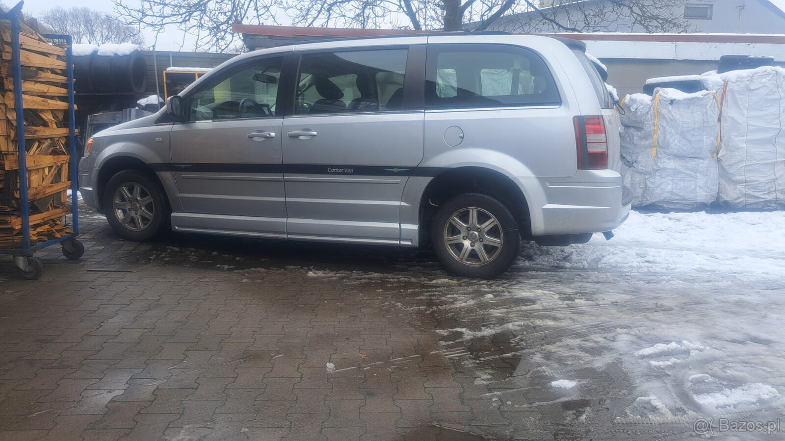 Chrysler Grand Voyager dla niepełnosprawnych - 3