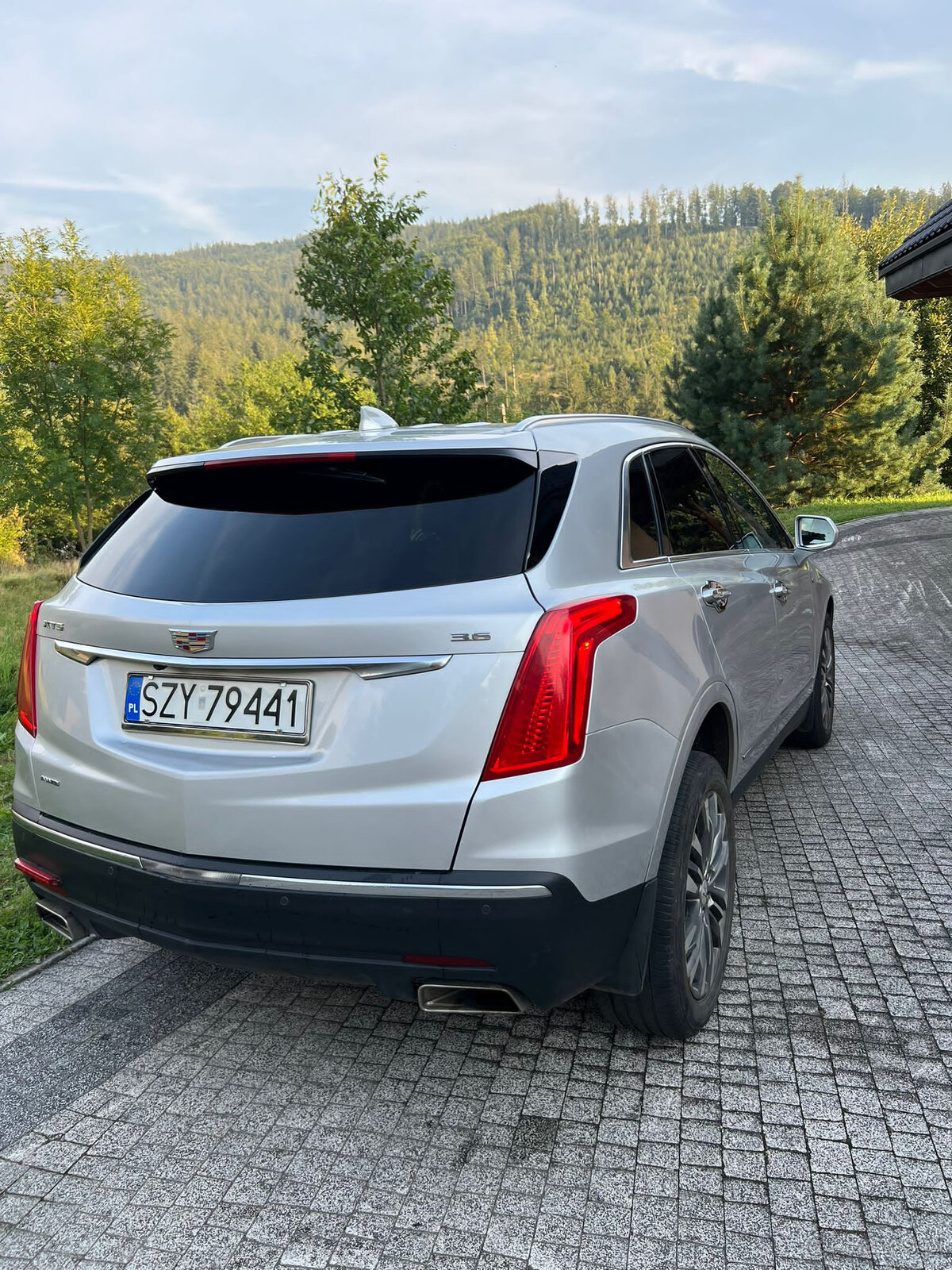 cadillac xt5 suv 4x4 nie bmw zamiana pickup koparka ciągnik - 3
